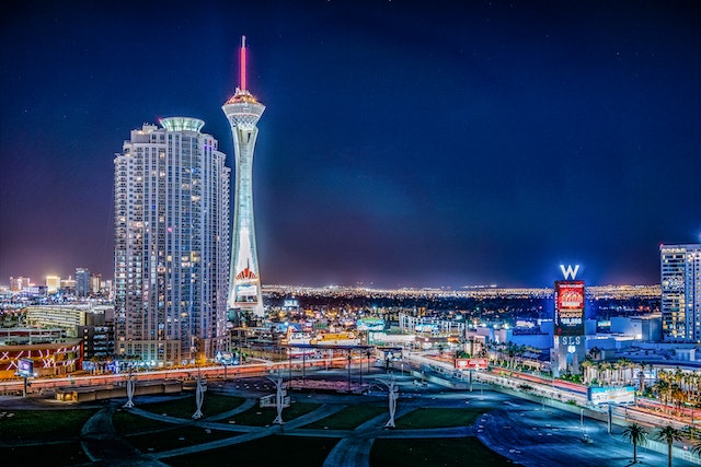 Een Casino Vakantie naar Las Vegas: Genieten van Entertainment en Spanning